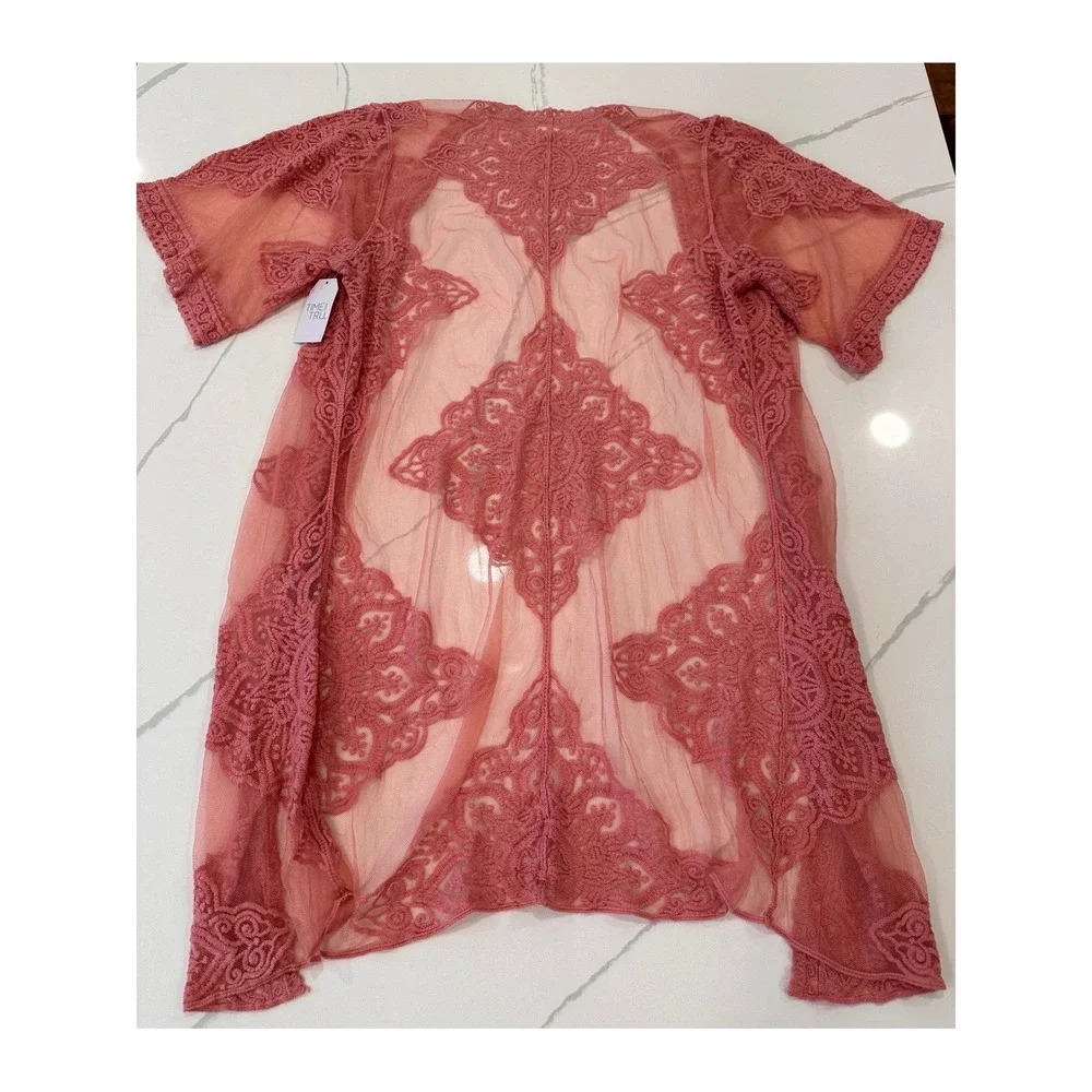 Pink Crochet Lace Overlay Kimono Cardigan Cover Up S M Romantic NWT Elegant Boho